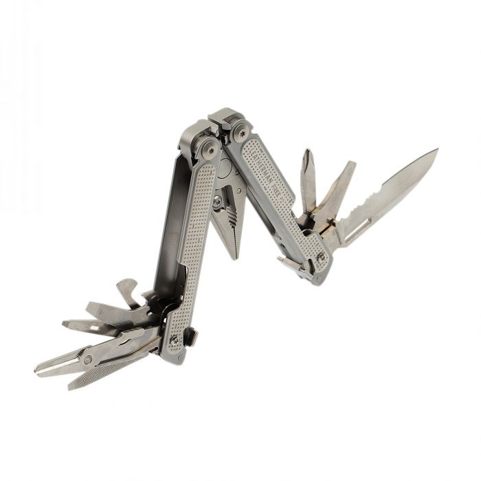 Мультитул Leatherman FREE P2 с нейлоновым чехлом, 19 функций